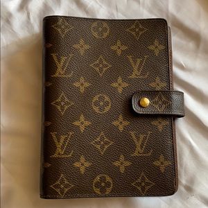 Louis Vuitton MM Agenda Monogram